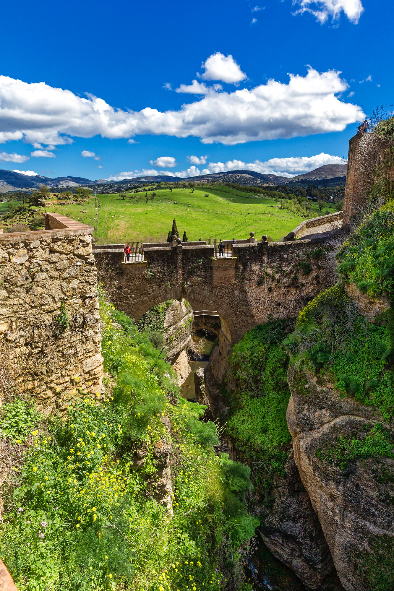 Ronda - Ville perchée sur un à pic de 100 mètres